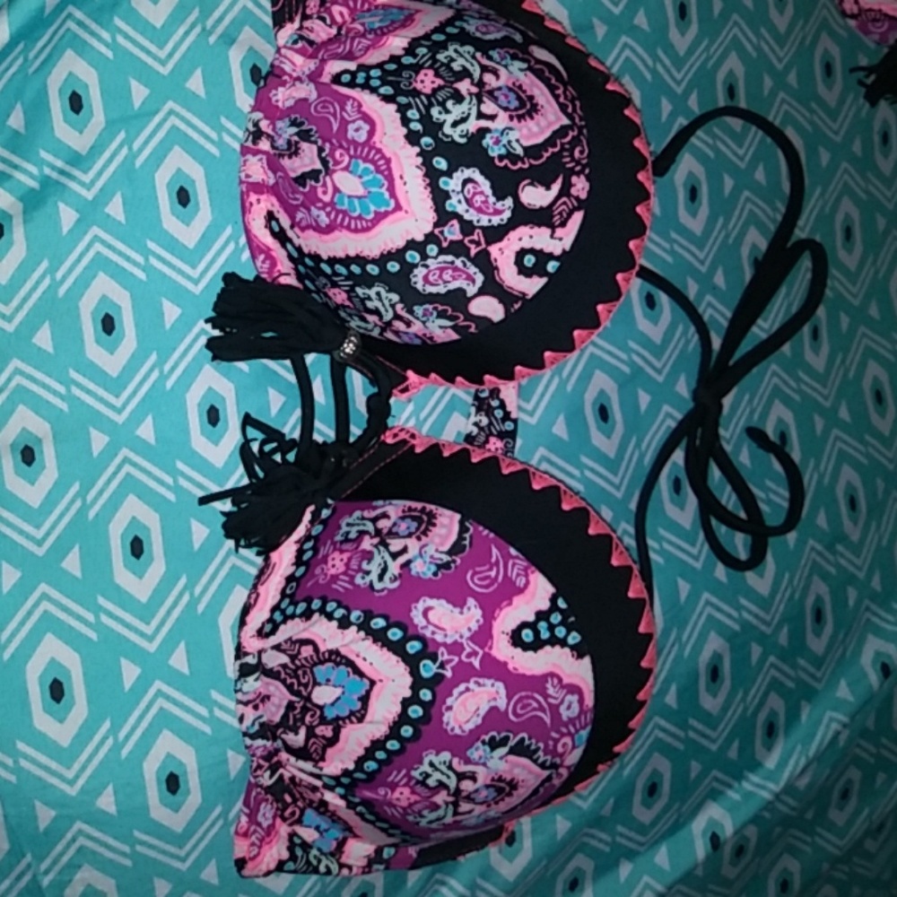 Bikini - Picture 5 of 6